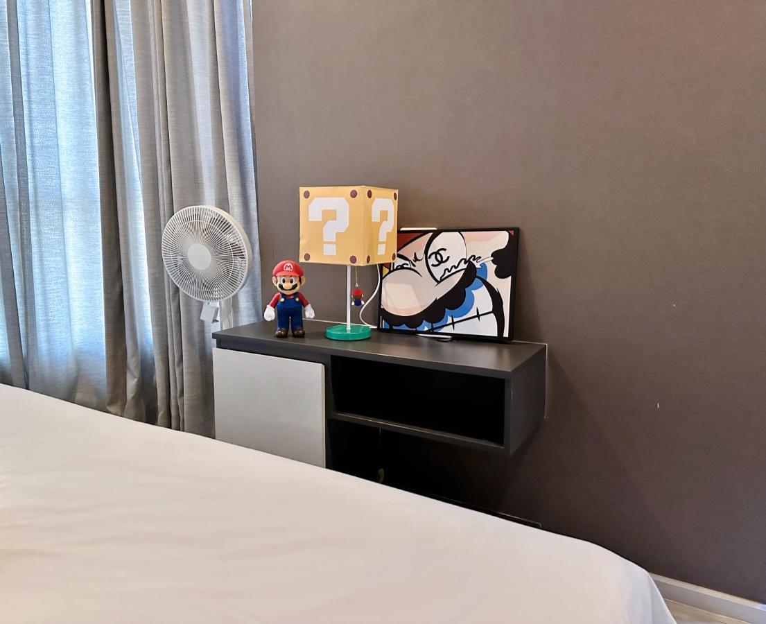 The Base Seaview Holiday Inn Pattaya Esterno foto