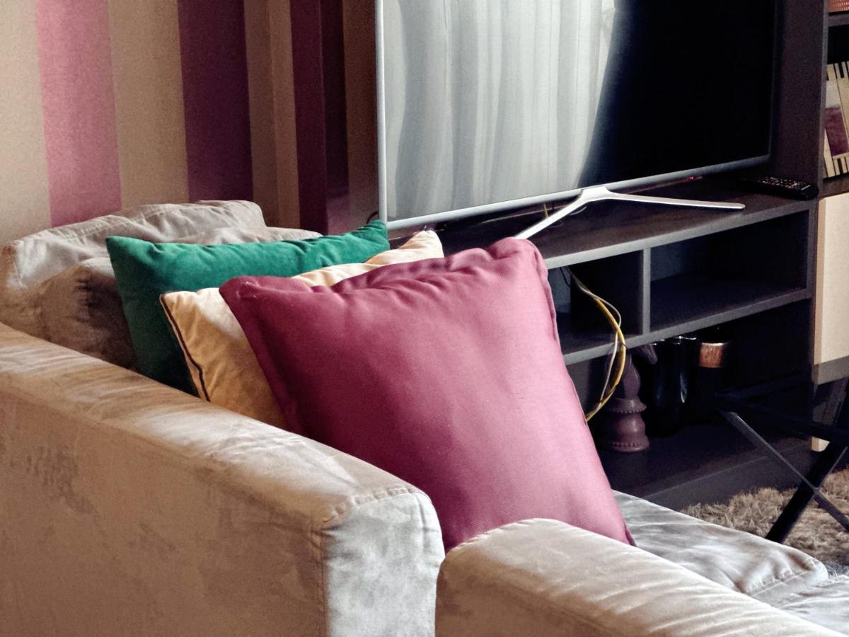 The Base Seaview Holiday Inn Pattaya Esterno foto